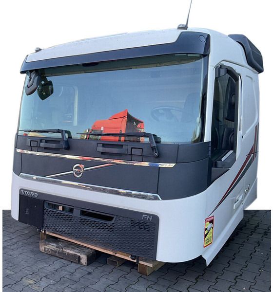 Volvo FH4 LOW ROOF L2 H1 EURO 6 - Кабина и интерьер для Грузовиков: фото 1 Volvo FH4 LOW ROOF L2 H1 EURO 6 - Кабина и интерьер для Грузовиков: фото 1