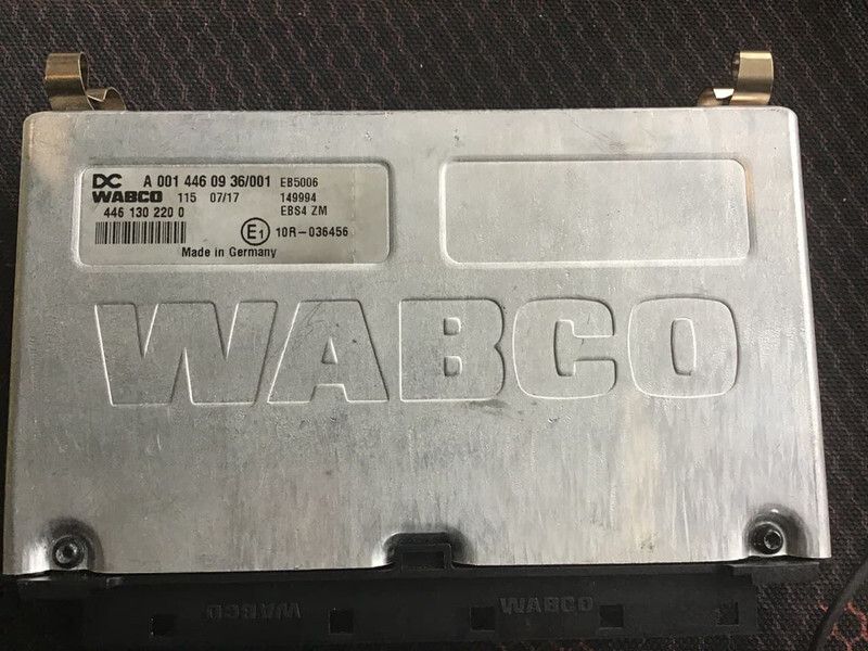Wabco EBS4 - Блок управления для Грузовиков: фото 1 Wabco EBS4 - Блок управления для Грузовиков: фото 1