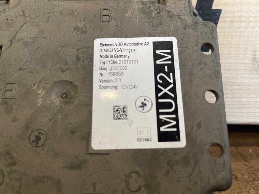 MAN 1364.21010101 MUX2-M Control Unit - Электрическая система для Грузовиков: фото 2 MAN 1364.21010101 MUX2-M Control Unit - Электрическая система для Грузовиков: фото 2