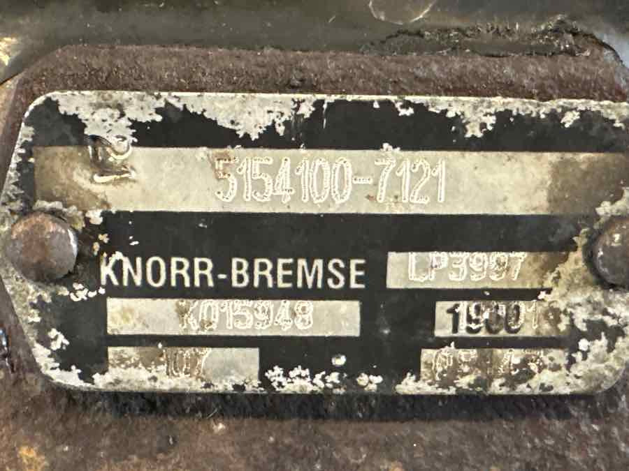 MAN COMPRESSOR 51.54100-7121 - Двигатель и запчасти для Грузовиков: фото 2 MAN COMPRESSOR 51.54100-7121 - Двигатель и запчасти для Грузовиков: фото 2