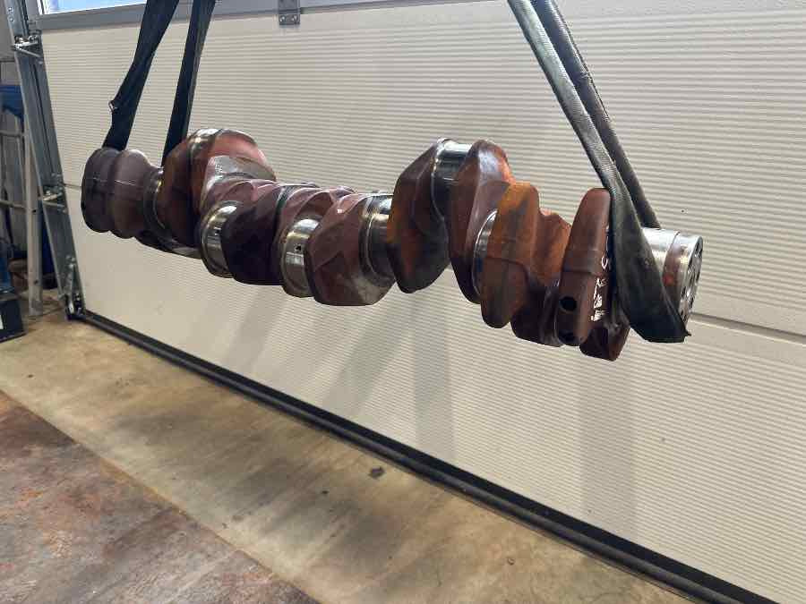 MAN CRANKSHAFT 51.02101-0834 - Двигатель и запчасти для Грузовиков: фото 2 MAN CRANKSHAFT 51.02101-0834 - Двигатель и запчасти для Грузовиков: фото 2