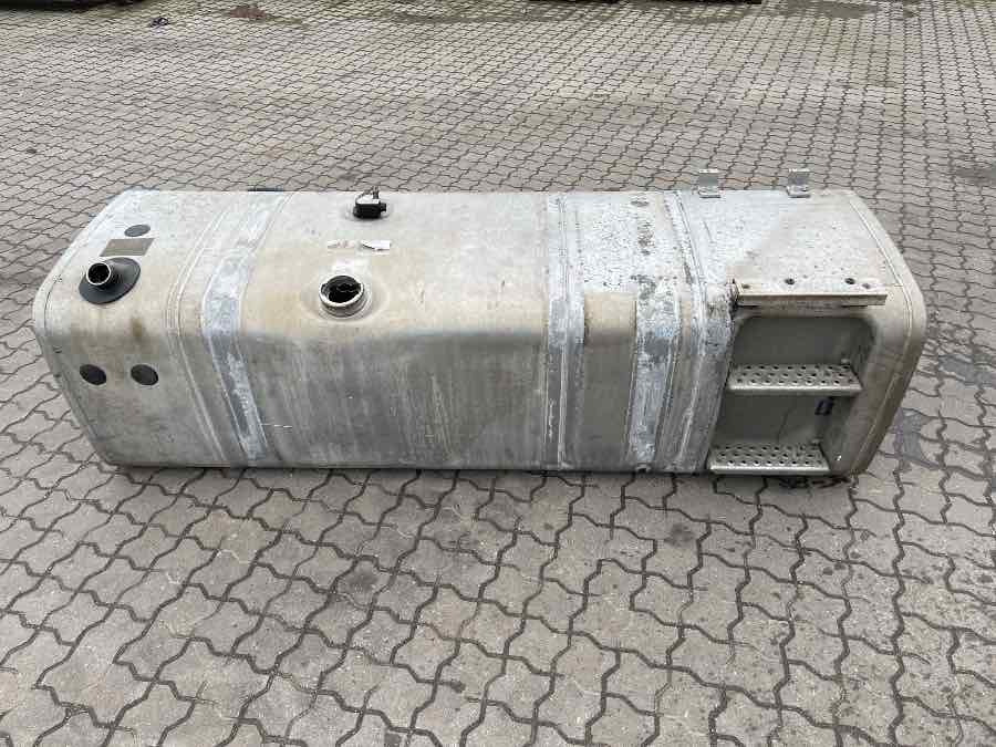 MAN FUEL TANK KOMBI DIESEL + ADBLUE - Подготовка топлива для Грузовиков: фото 1 MAN FUEL TANK KOMBI DIESEL + ADBLUE - Подготовка топлива для Грузовиков: фото 1