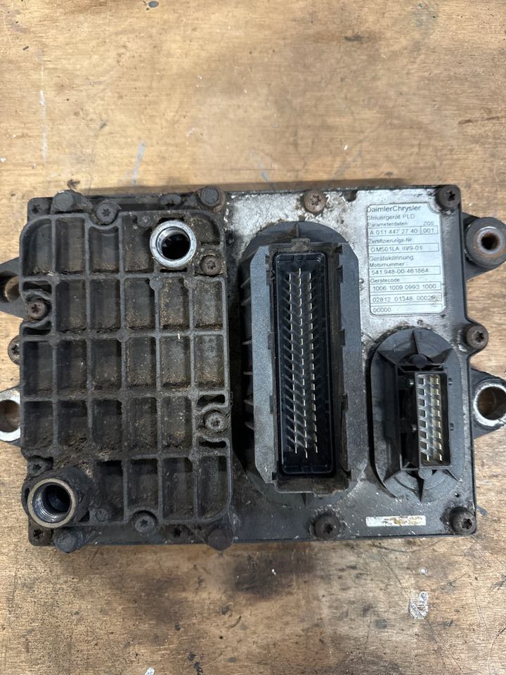 MERCEDES ENGINE ECU A0034462940 - Электрическая система для Грузовиков: фото 1 MERCEDES ENGINE ECU A0034462940 - Электрическая система для Грузовиков: фото 1