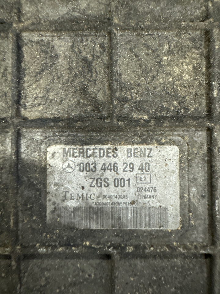 MERCEDES ENGINE ECU A0034462940 - Электрическая система для Грузовиков: фото 3 MERCEDES ENGINE ECU A0034462940 - Электрическая система для Грузовиков: фото 3