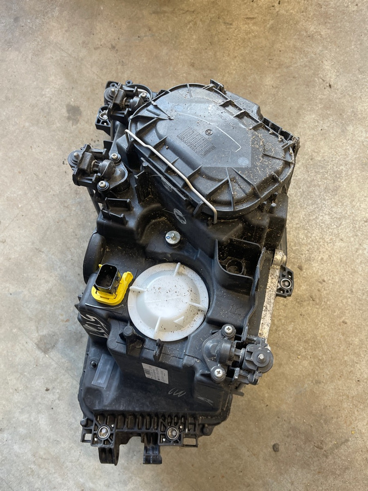 MERCEDES XENON LAMP A9618207761 - Свет/ Освещение для Грузовиков: фото 3 MERCEDES XENON LAMP A9618207761 - Свет/ Освещение для Грузовиков: фото 3