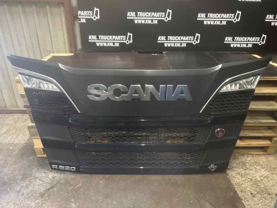 SCANIA COMPLETE UPPER FRONT GRILL R SERIE - Кабина и интерьер для Грузовиков: фото 1 SCANIA COMPLETE UPPER FRONT GRILL R SERIE - Кабина и интерьер для Грузовиков: фото 1