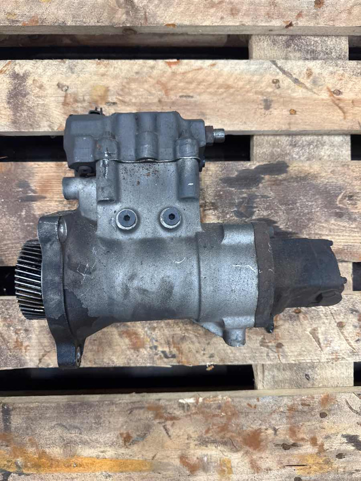 SCANIA HIGH PRESSURE PUMP 1947370 - Подготовка топлива для Грузовиков: фото 1 SCANIA HIGH PRESSURE PUMP 1947370 - Подготовка топлива для Грузовиков: фото 1
