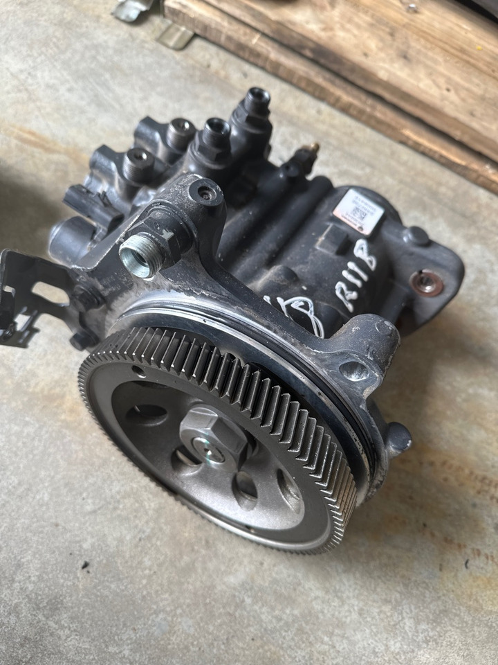 SCANIA HIGH PRESSURE PUMP 2527610 - Подготовка топлива для Грузовиков: фото 3 SCANIA HIGH PRESSURE PUMP 2527610 - Подготовка топлива для Грузовиков: фото 3