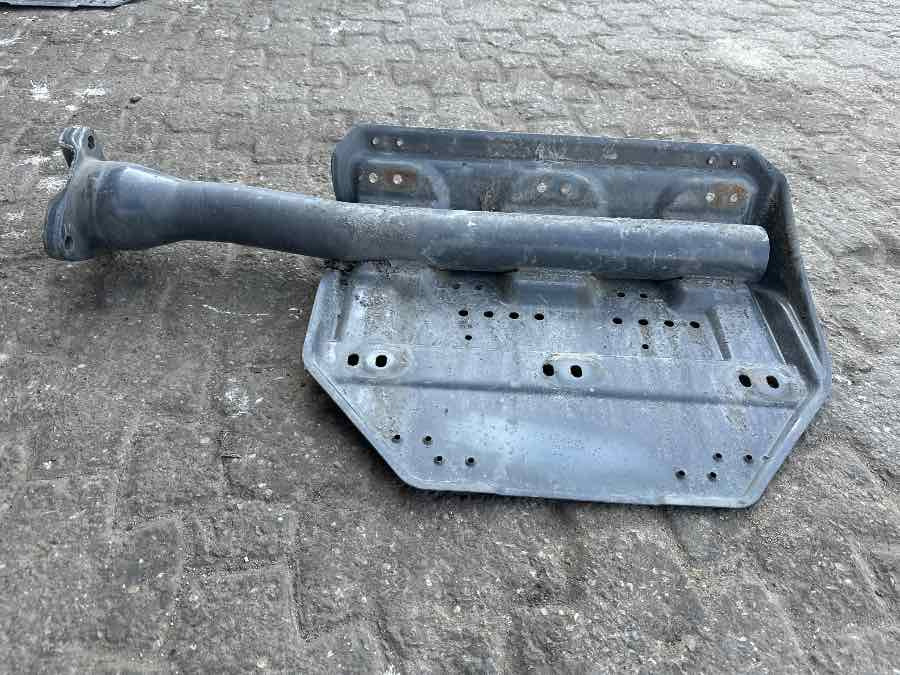 SCANIA MUDGUARD BRACKET 2054584 - Рама/ Шасси для Грузовиков: фото 1 SCANIA MUDGUARD BRACKET 2054584 - Рама/ Шасси для Грузовиков: фото 1