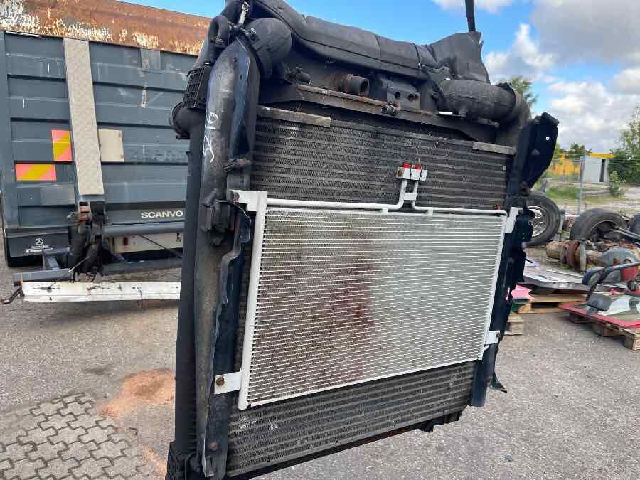 SCANIA RADIATOR / INTERCOOLER - Система охлаждения для Грузовиков: фото 1 SCANIA RADIATOR / INTERCOOLER - Система охлаждения для Грузовиков: фото 1