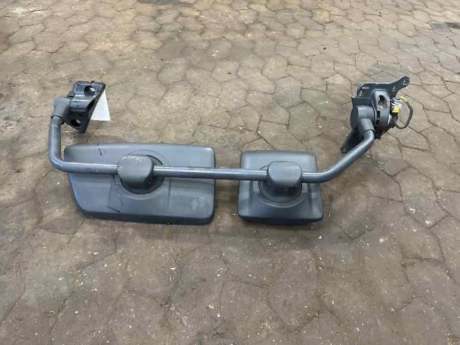 VOLVO MIRROR RIGHT 84273516 - Кабина и интерьер для Грузовиков: фото 1 VOLVO MIRROR RIGHT 84273516 - Кабина и интерьер для Грузовиков: фото 1