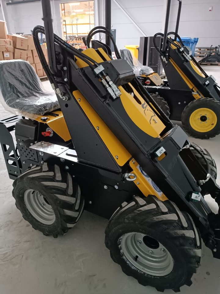 Новый Мини-погрузчик с бортовым поворотом Tur Poland N520 Miniradlader Mini Hoflader Mini Lader: фото 36