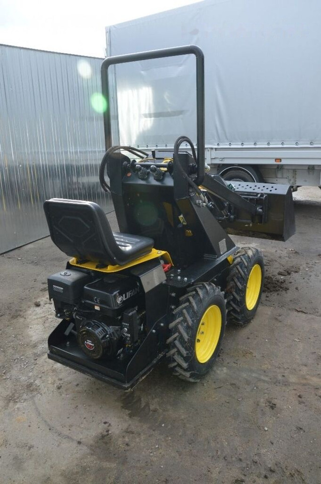 Новый Мини-погрузчик с бортовым поворотом Tur Poland Radlader Mini loader Mini Hoflader N 520: фото 12