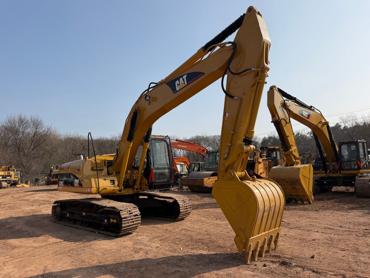 CAT 320CL - Гусеничный экскаватор: фото 3 CAT 320CL - Гусеничный экскаватор: фото 3
