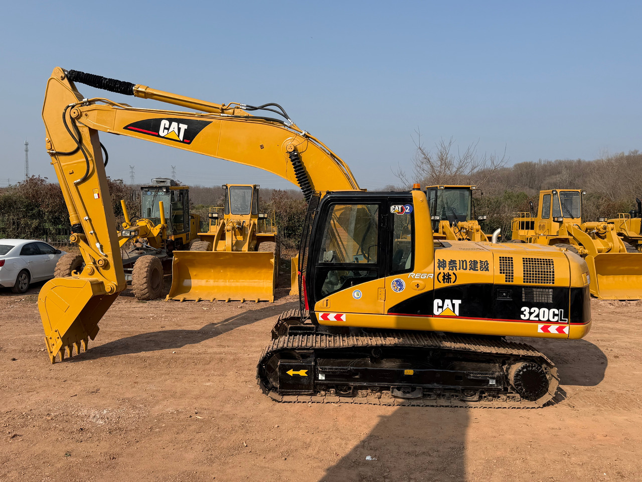 CAT 320CL - Гусеничный экскаватор: фото 1 CAT 320CL - Гусеничный экскаватор: фото 1