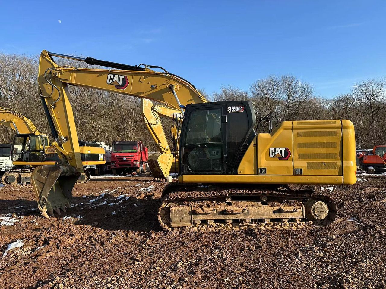 CAT 320GC - Гусеничный экскаватор: фото 3 CAT 320GC - Гусеничный экскаватор: фото 3