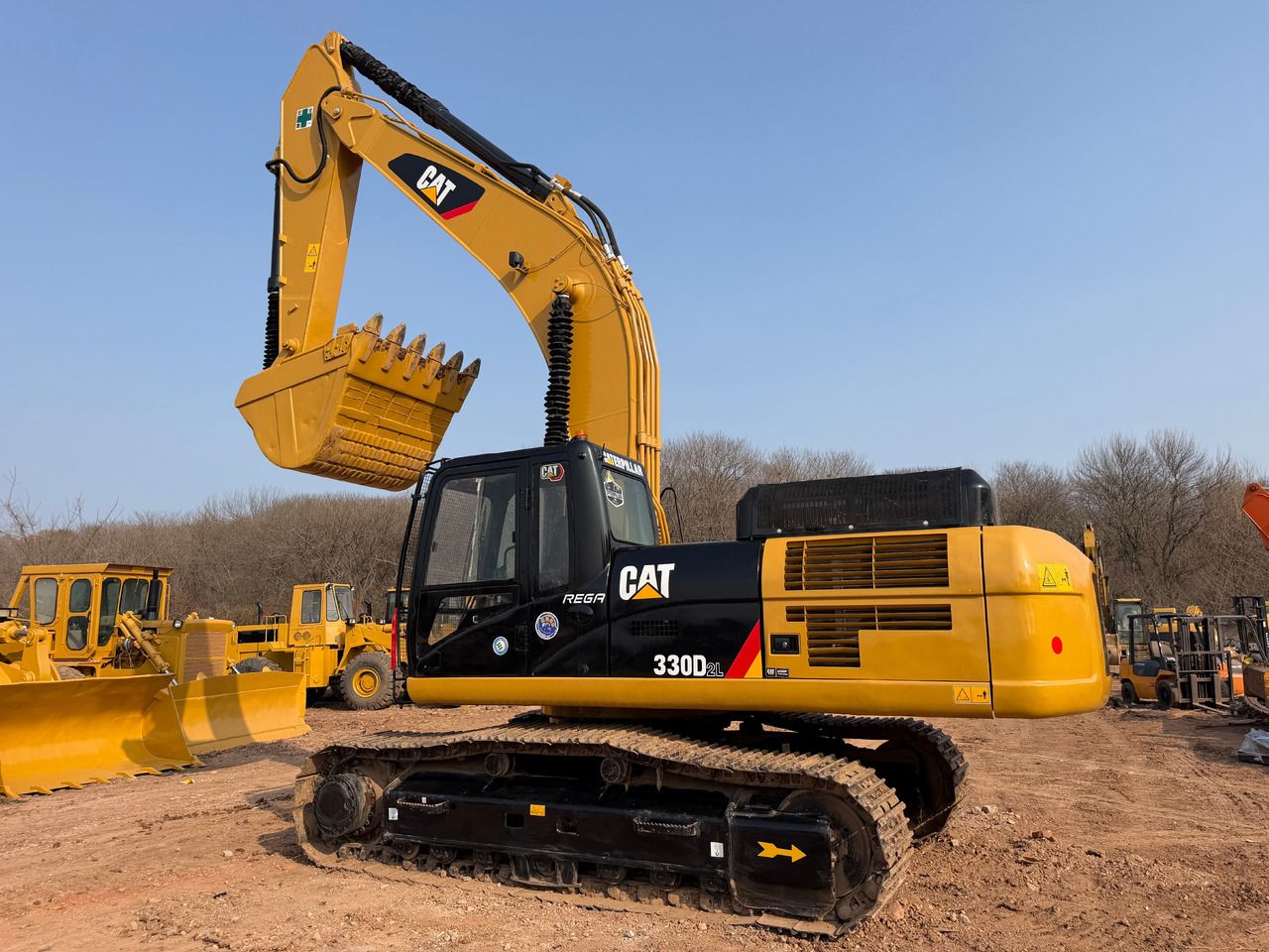CAT 330 - Гусеничный экскаватор: фото 2 CAT 330 - Гусеничный экскаватор: фото 2