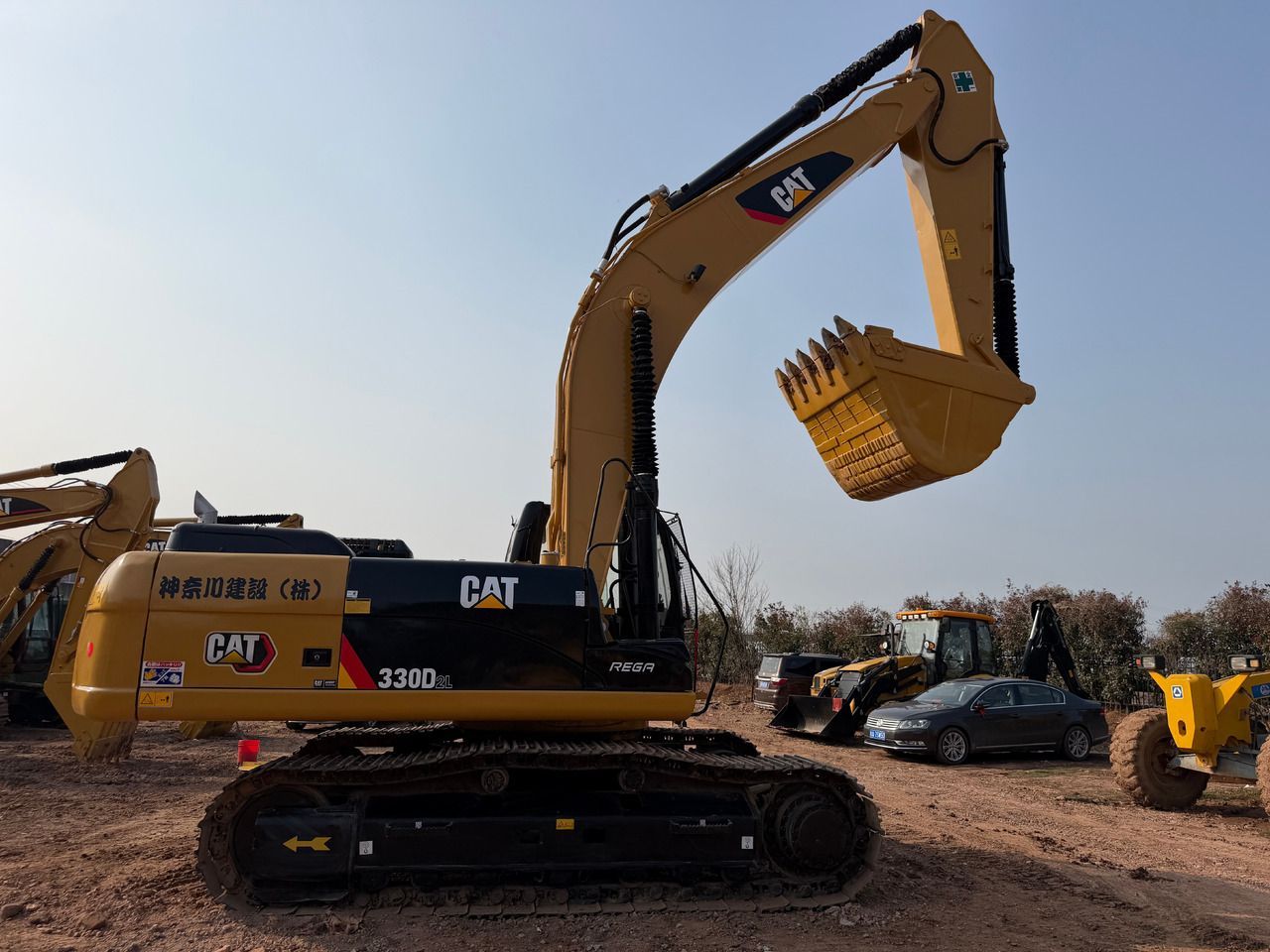 CAT 330 - Гусеничный экскаватор: фото 1 CAT 330 - Гусеничный экскаватор: фото 1