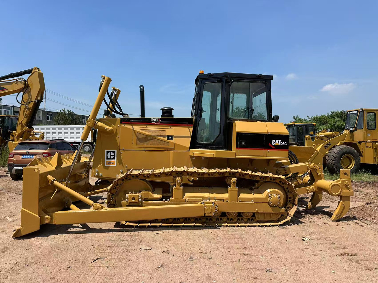CAT D6G - Бульдозер: фото 3 CAT D6G - Бульдозер: фото 3