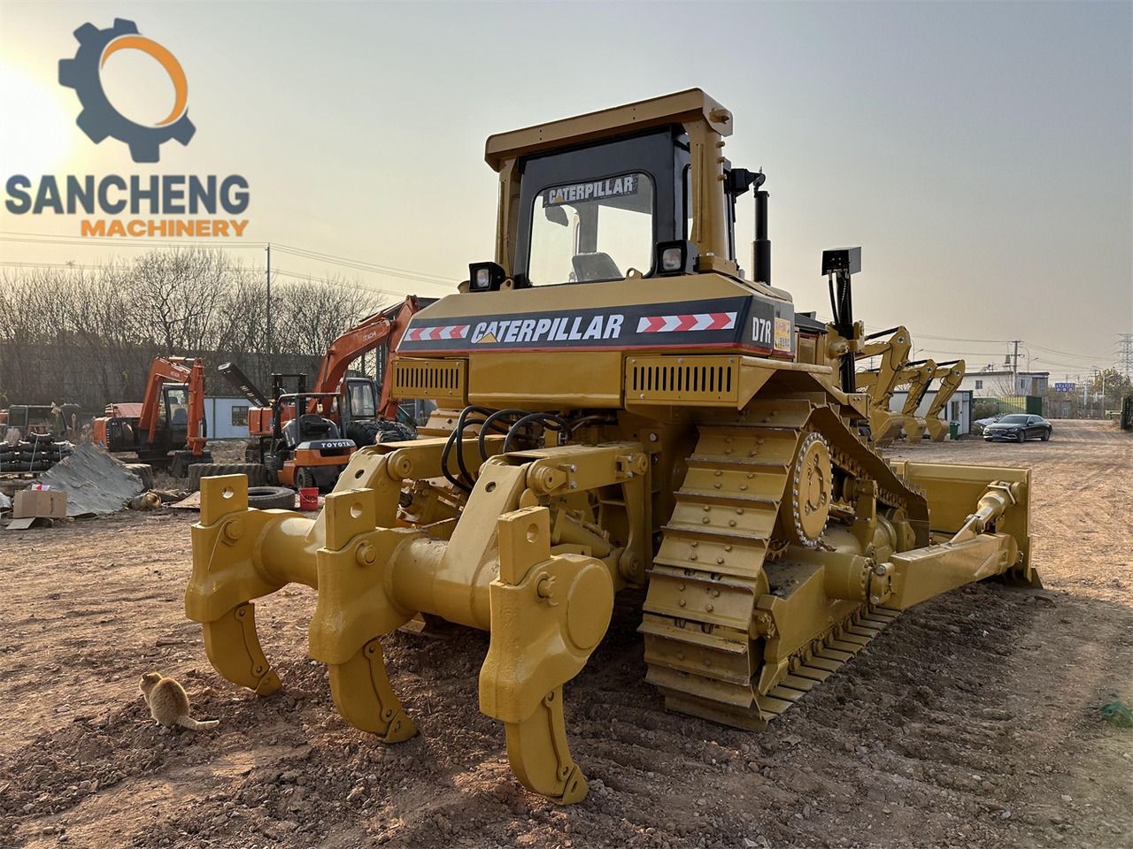 CAT D7R - Бульдозер: фото 3 CAT D7R - Бульдозер: фото 3