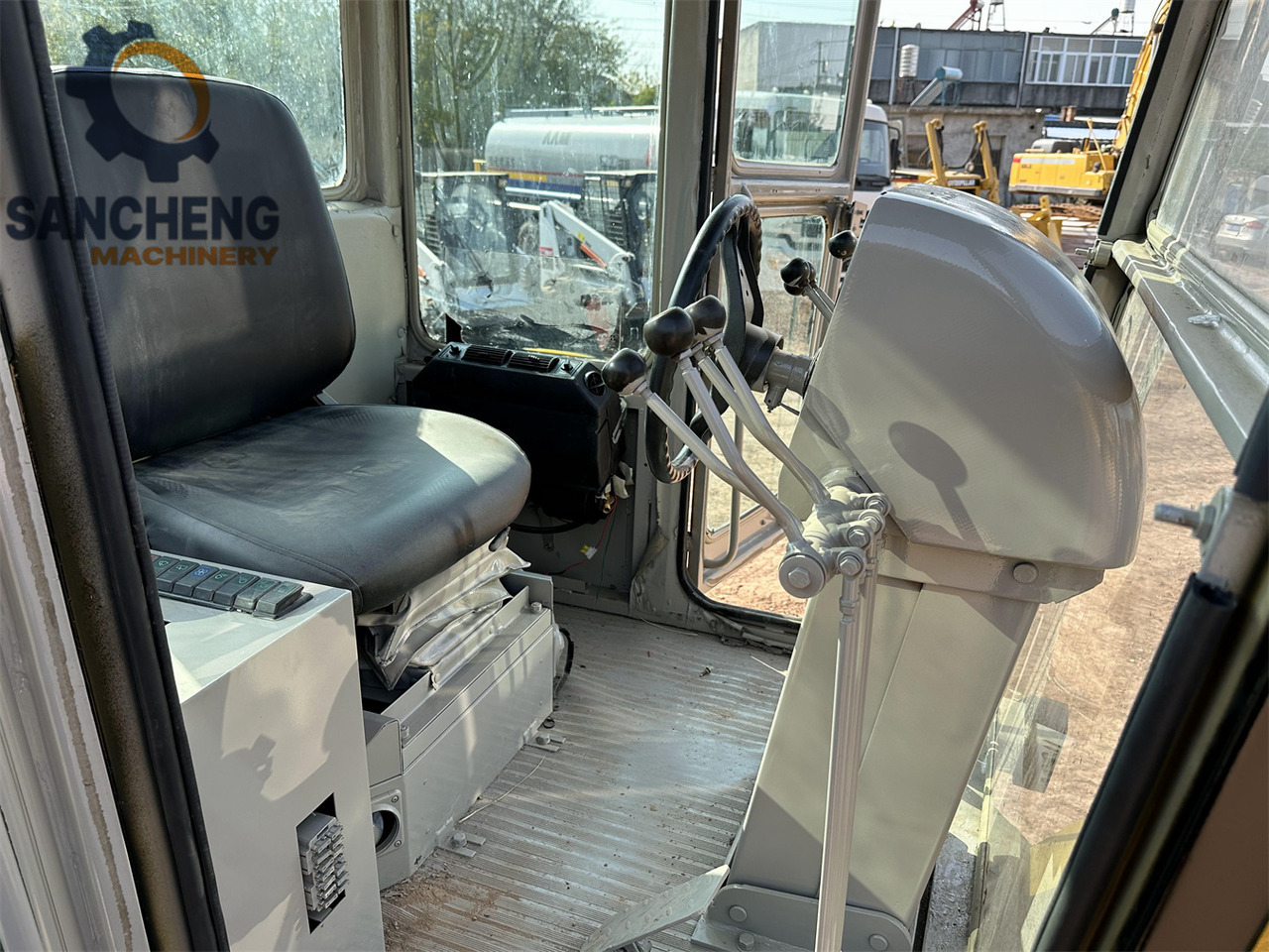 Грейдер CATERPILLAR 140H: фото 8 Грейдер CATERPILLAR 140H: фото 8