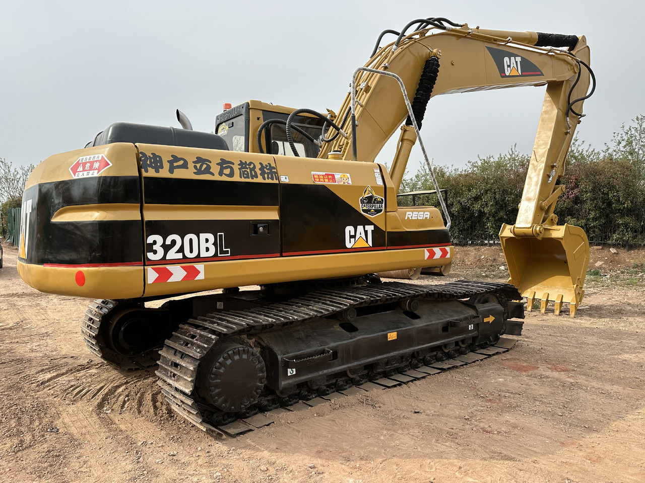 CATERPILLAR 320BL - Гусеничный экскаватор: фото 4 CATERPILLAR 320BL - Гусеничный экскаватор: фото 4