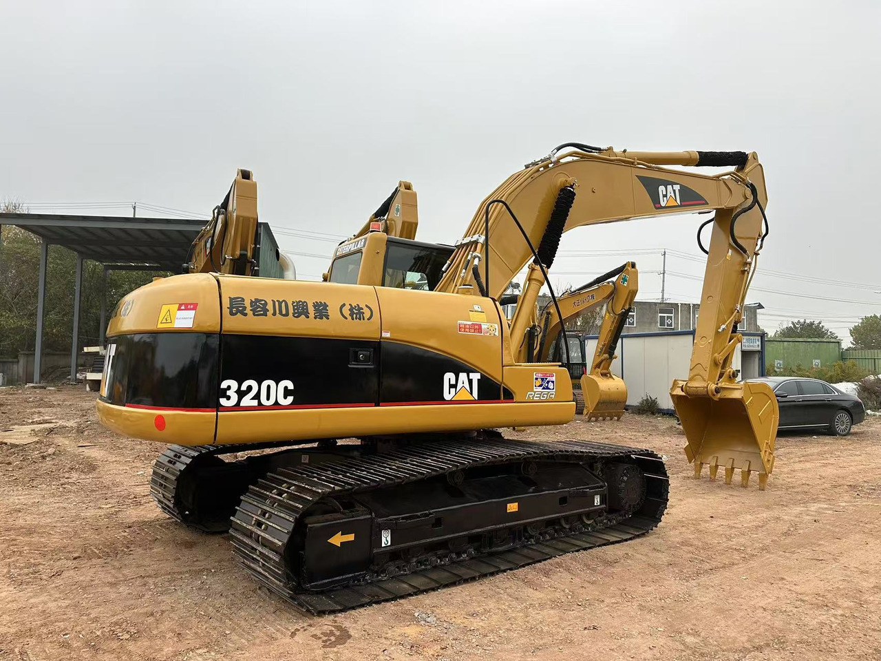 CATERPILLAR 320C - Гусеничный экскаватор: фото 3 CATERPILLAR 320C - Гусеничный экскаватор: фото 3