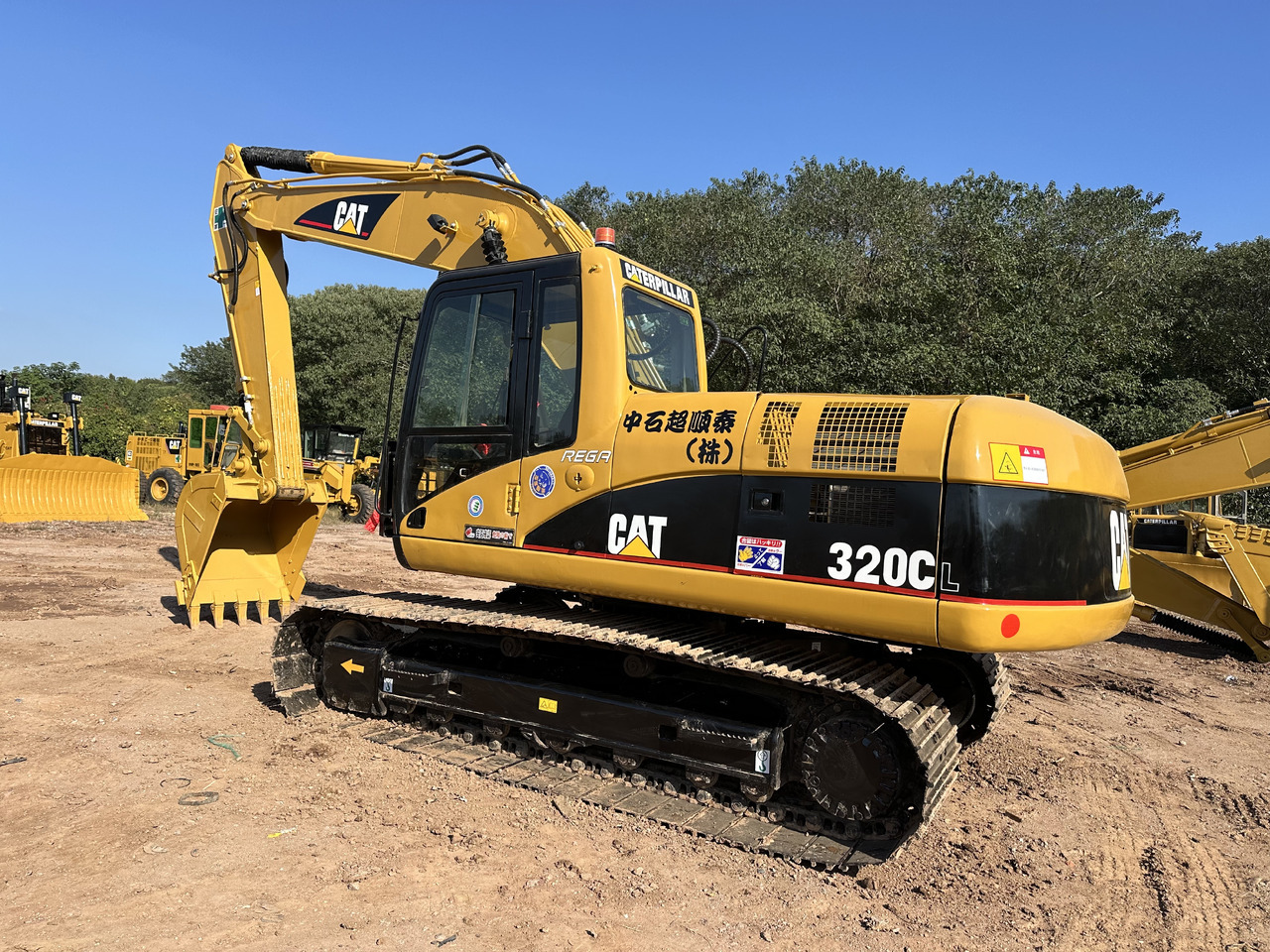 CATERPILLAR 320C - Гусеничный экскаватор: фото 1 CATERPILLAR 320C - Гусеничный экскаватор: фото 1