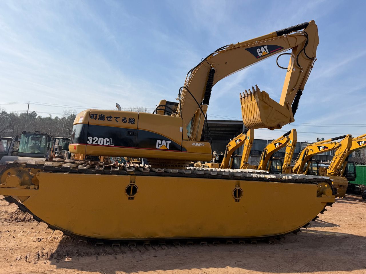 CATERPILLAR 320CL - Водный экскаватор: фото 1 CATERPILLAR 320CL - Водный экскаватор: фото 1