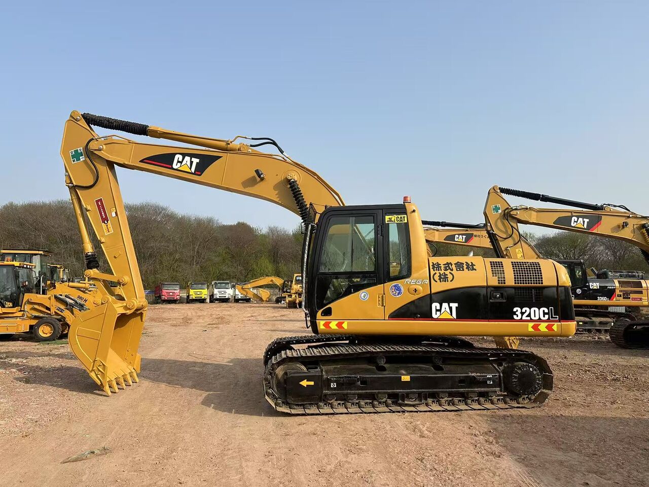 CATERPILLAR 320CL - Гусеничный экскаватор: фото 2 CATERPILLAR 320CL - Гусеничный экскаватор: фото 2