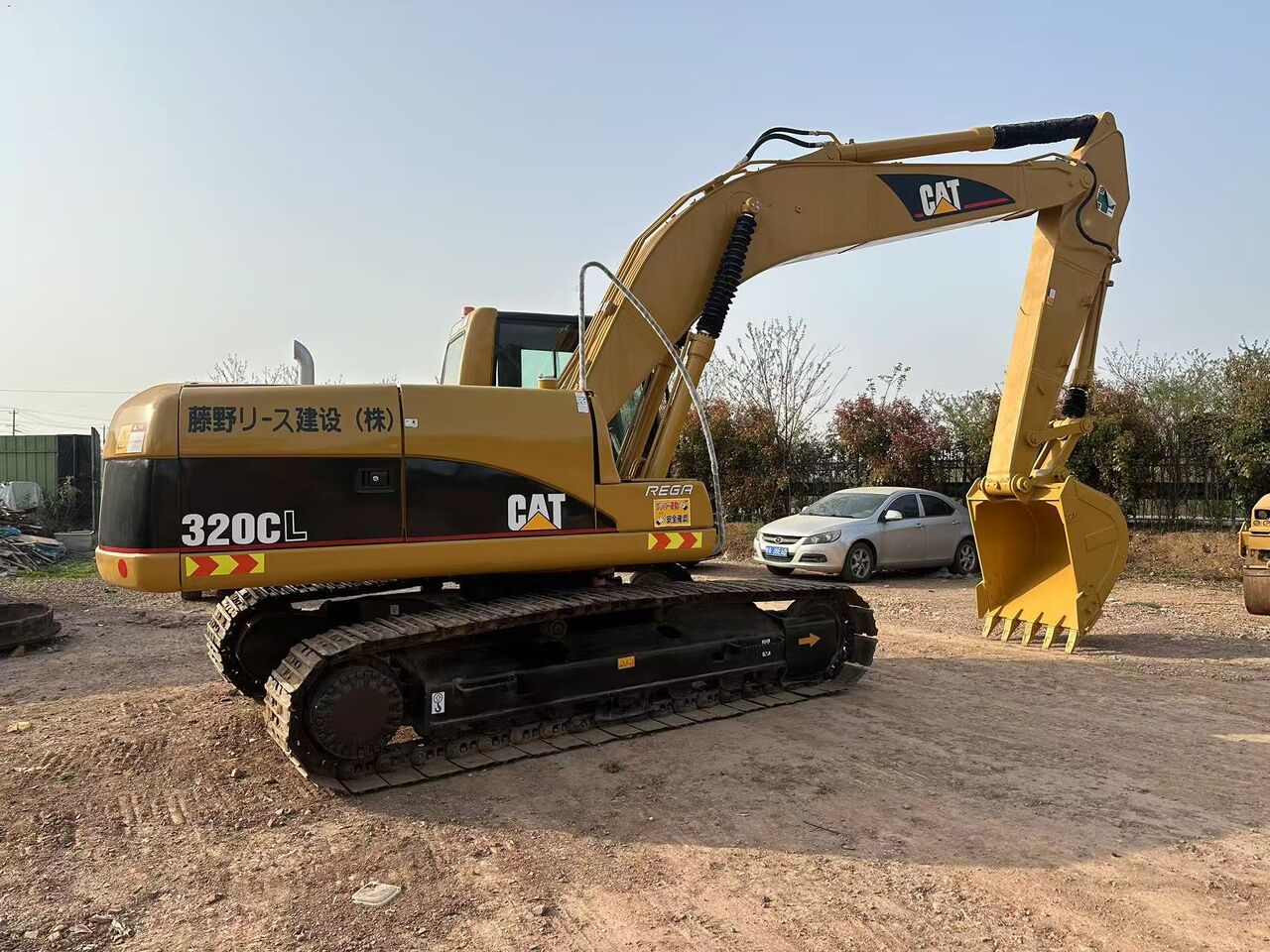 CATERPILLAR 320CL - Гусеничный экскаватор: фото 1 CATERPILLAR 320CL - Гусеничный экскаватор: фото 1