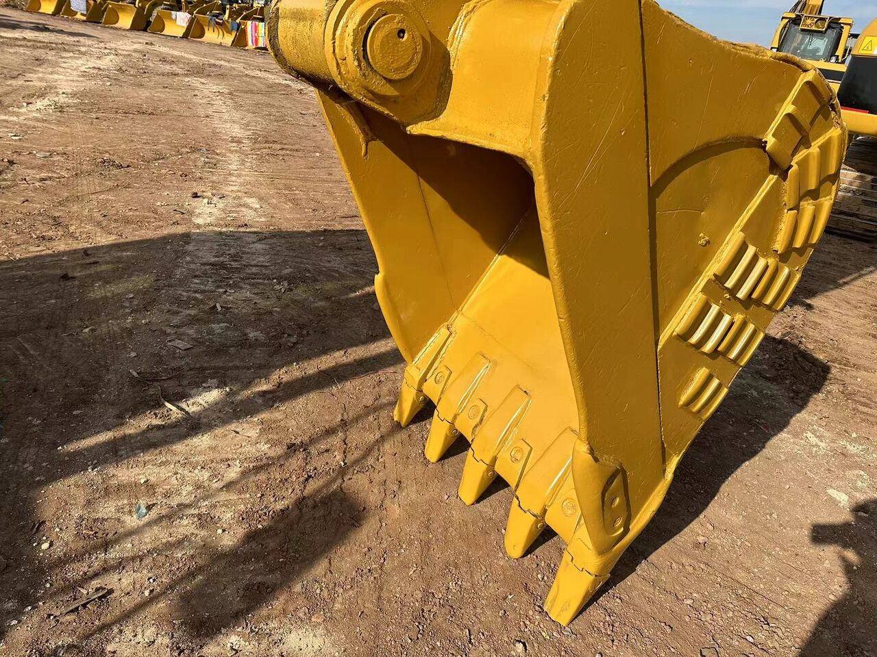 CATERPILLAR 320CL - Гусеничный экскаватор: фото 4 CATERPILLAR 320CL - Гусеничный экскаватор: фото 4