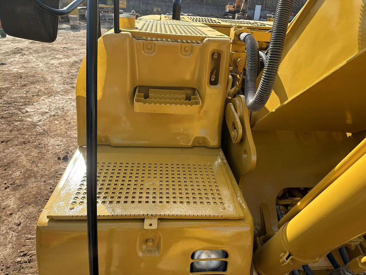 CATERPILLAR 320CL - Гусеничный экскаватор: фото 3 CATERPILLAR 320CL - Гусеничный экскаватор: фото 3