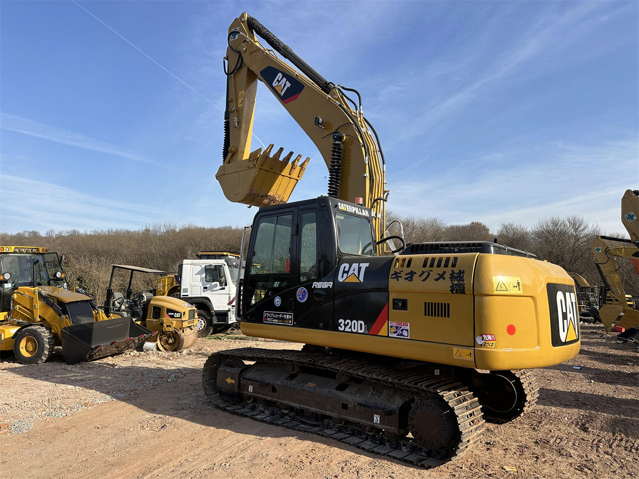 CATERPILLAR 320D - Гусеничный экскаватор: фото 2 CATERPILLAR 320D - Гусеничный экскаватор: фото 2