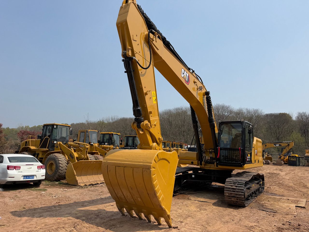 CATERPILLAR 330GC - Гусеничный экскаватор: фото 3 CATERPILLAR 330GC - Гусеничный экскаватор: фото 3
