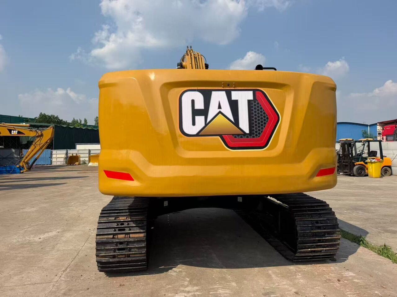 CATERPILLAR 330GC - Гусеничный экскаватор: фото 2 CATERPILLAR 330GC - Гусеничный экскаватор: фото 2