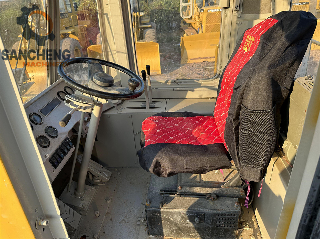 Колёсный погрузчик CATERPILLAR 950E: фото 6 Колёсный погрузчик CATERPILLAR 950E: фото 6