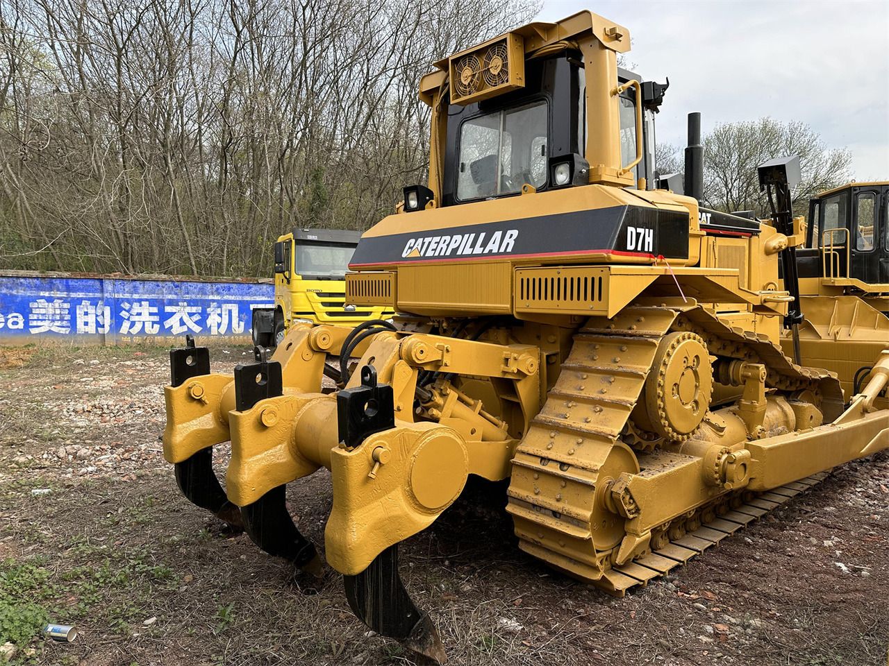 CATERPILLAR D7H - Бульдозер: фото 4 CATERPILLAR D7H - Бульдозер: фото 4