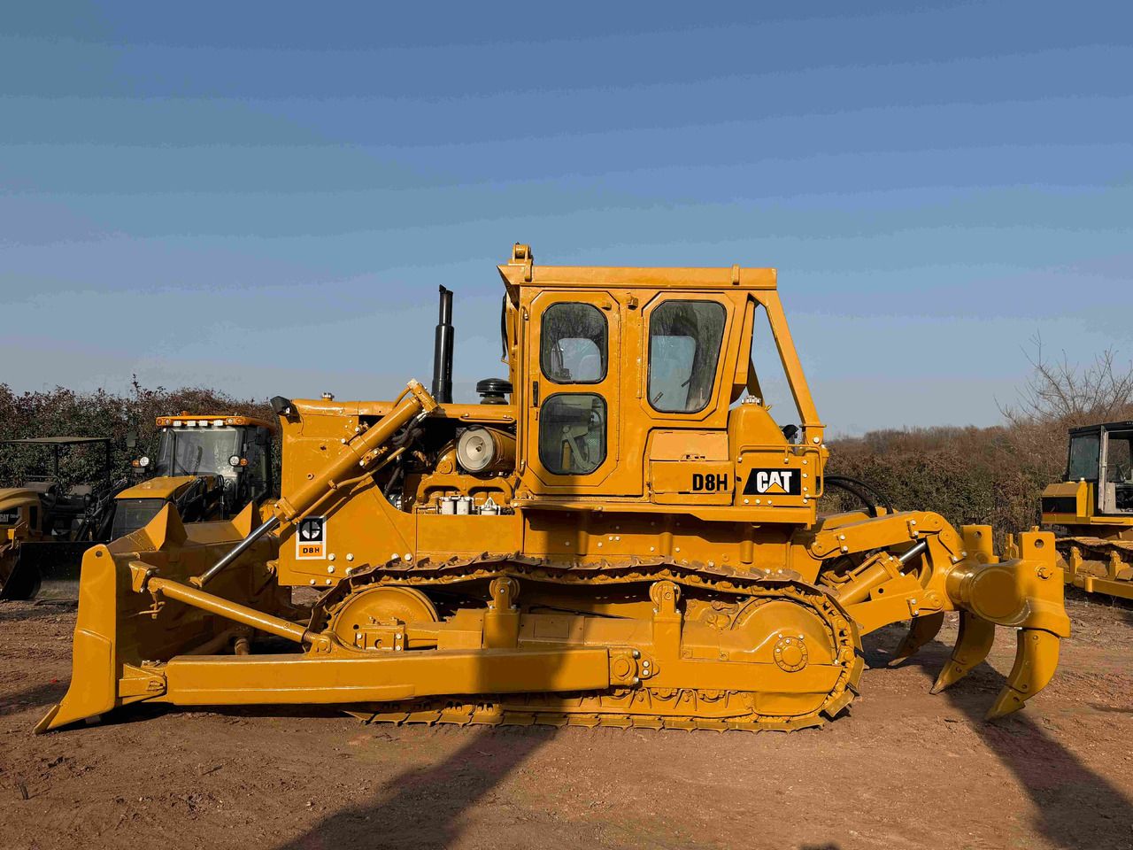 CATERPILLAR D8H - Бульдозер: фото 4 CATERPILLAR D8H - Бульдозер: фото 4