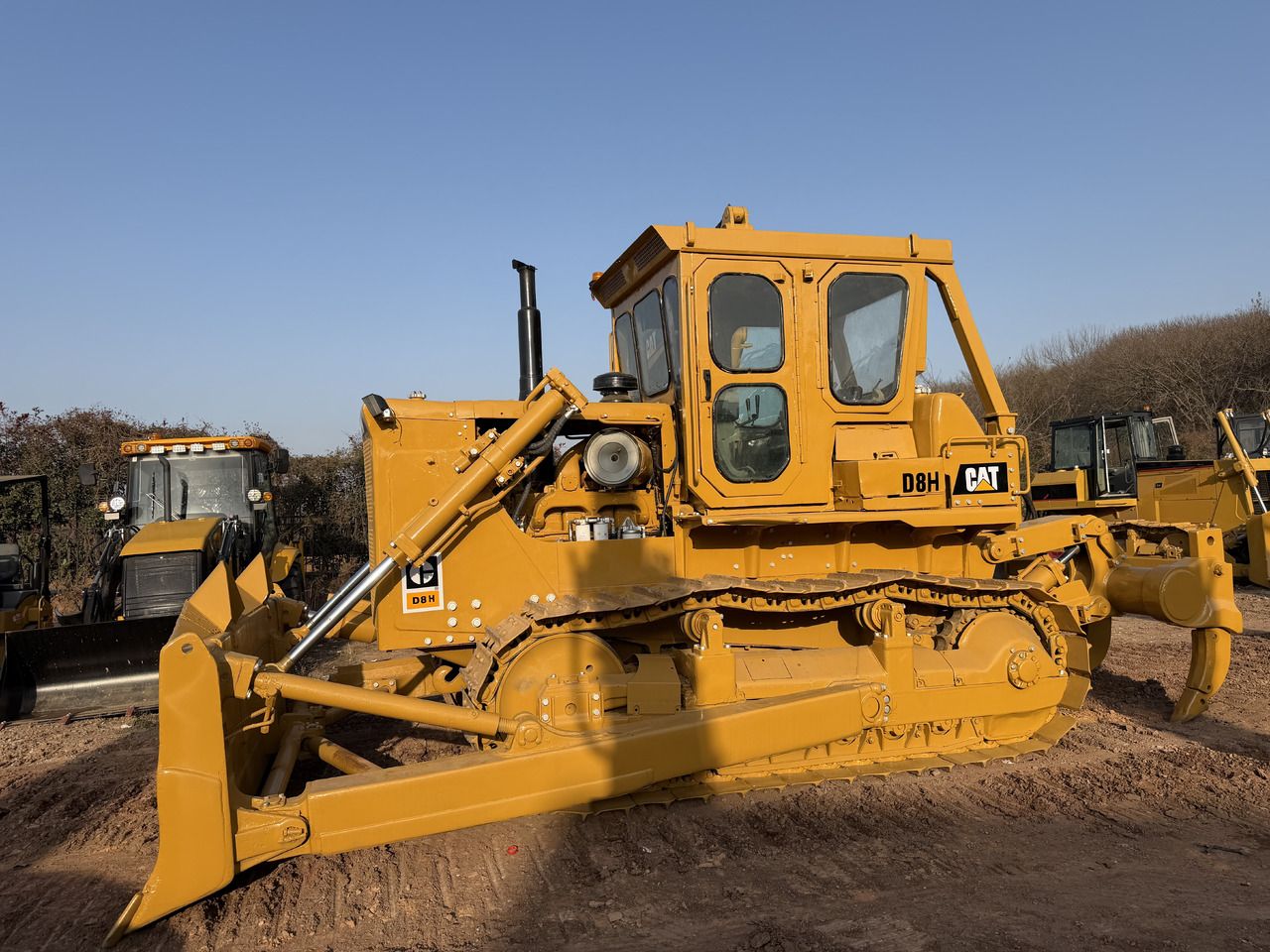 CATERPILLAR D8H - Бульдозер: фото 3 CATERPILLAR D8H - Бульдозер: фото 3