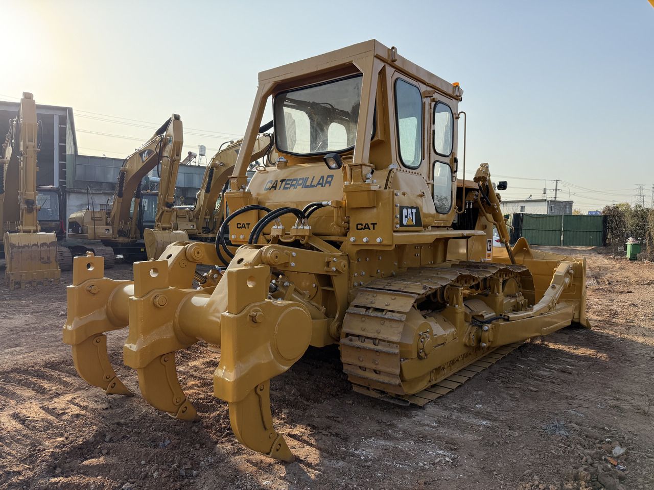 CATERPILLAR D8H - Бульдозер: фото 2 CATERPILLAR D8H - Бульдозер: фото 2