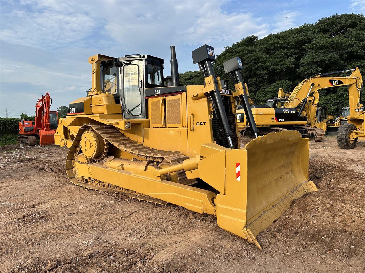 CATERPILLAR D8R - Бульдозер: фото 2 CATERPILLAR D8R - Бульдозер: фото 2