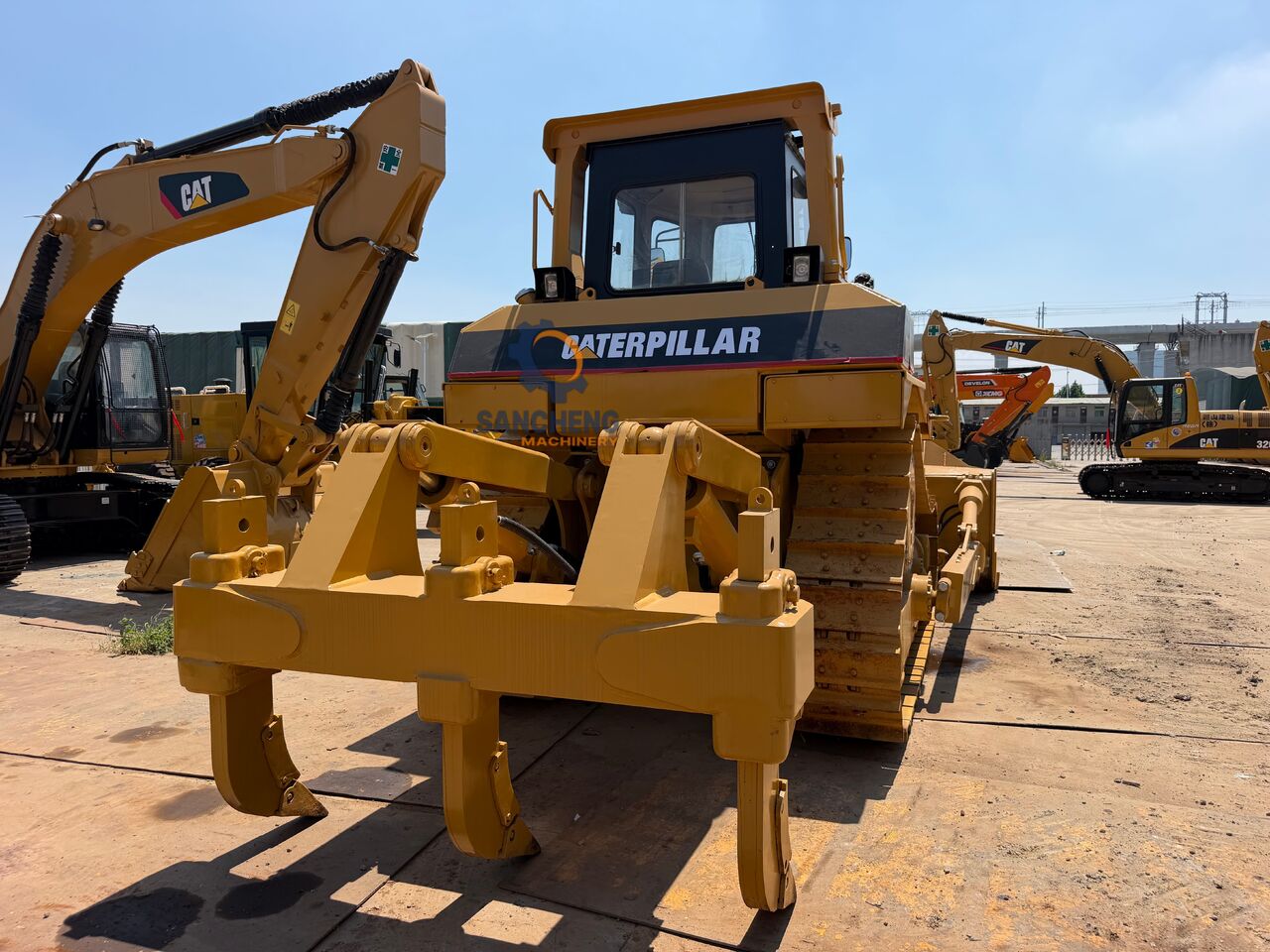 CATERPILLAR D8R - Бульдозер: фото 3 CATERPILLAR D8R - Бульдозер: фото 3
