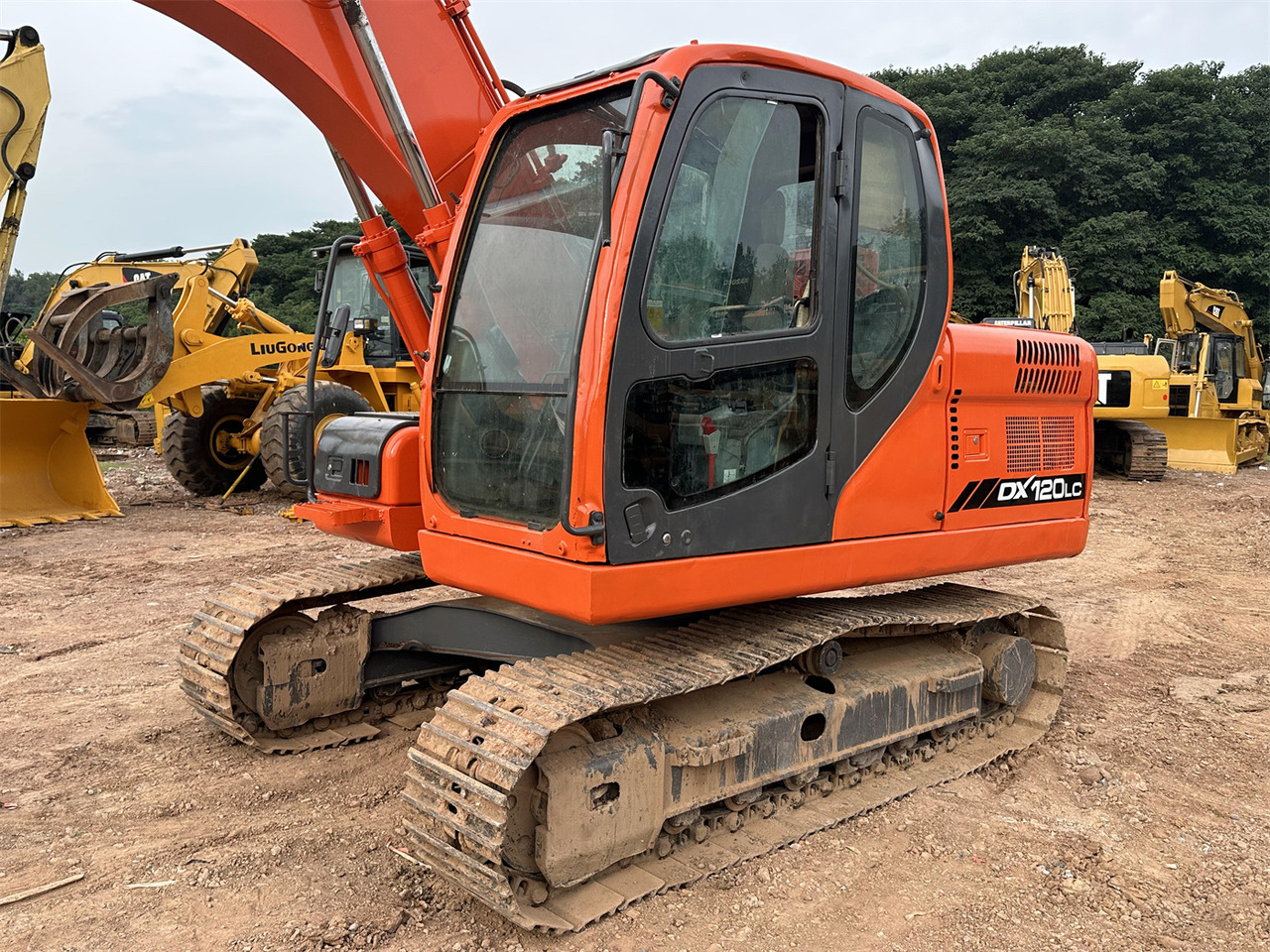 DOOSAN DX120 - Гусеничный экскаватор: фото 3 DOOSAN DX120 - Гусеничный экскаватор: фото 3