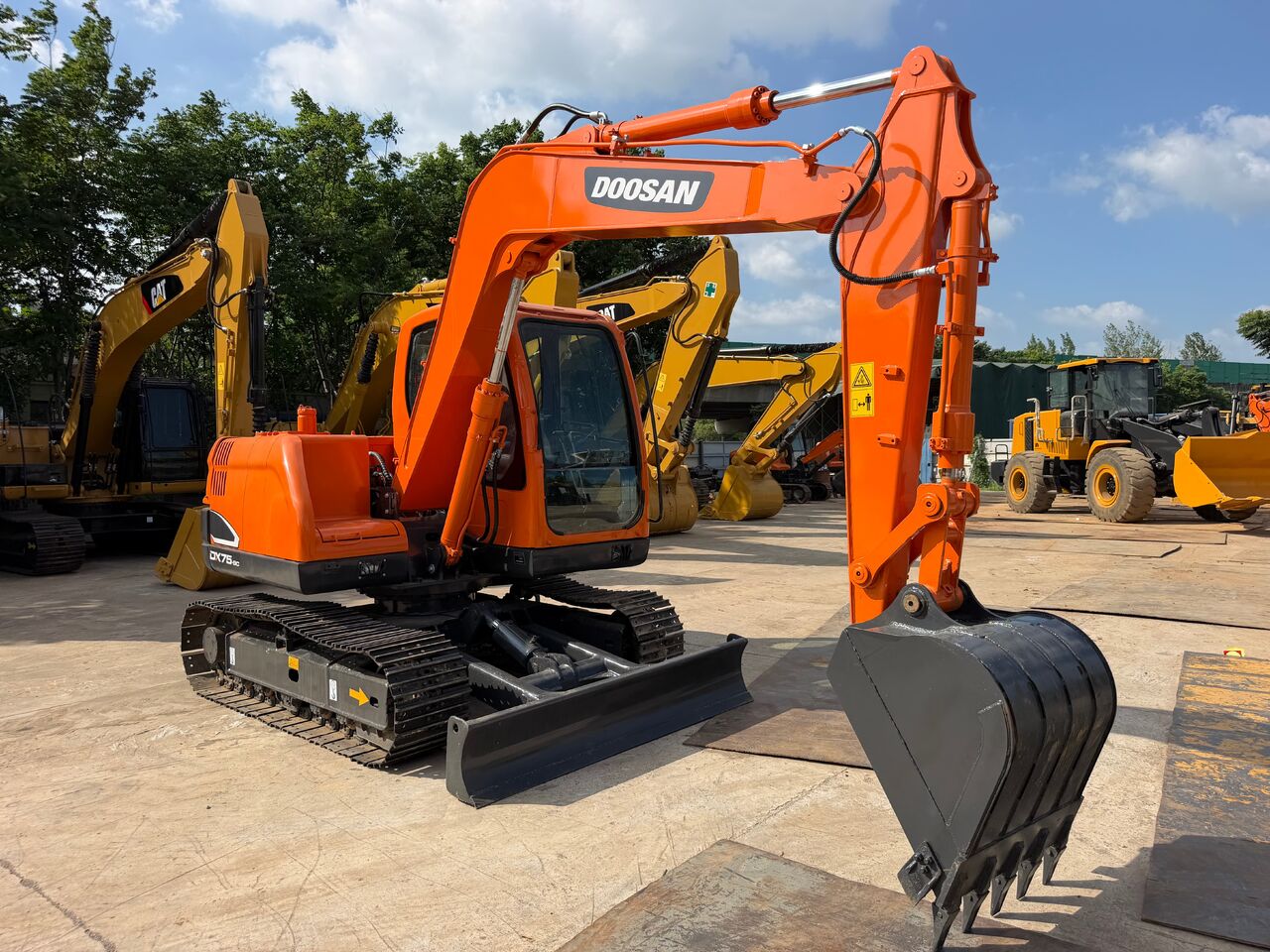 DOOSAN DX75 - Мини-экскаватор: фото 5 DOOSAN DX75 - Мини-экскаватор: фото 5