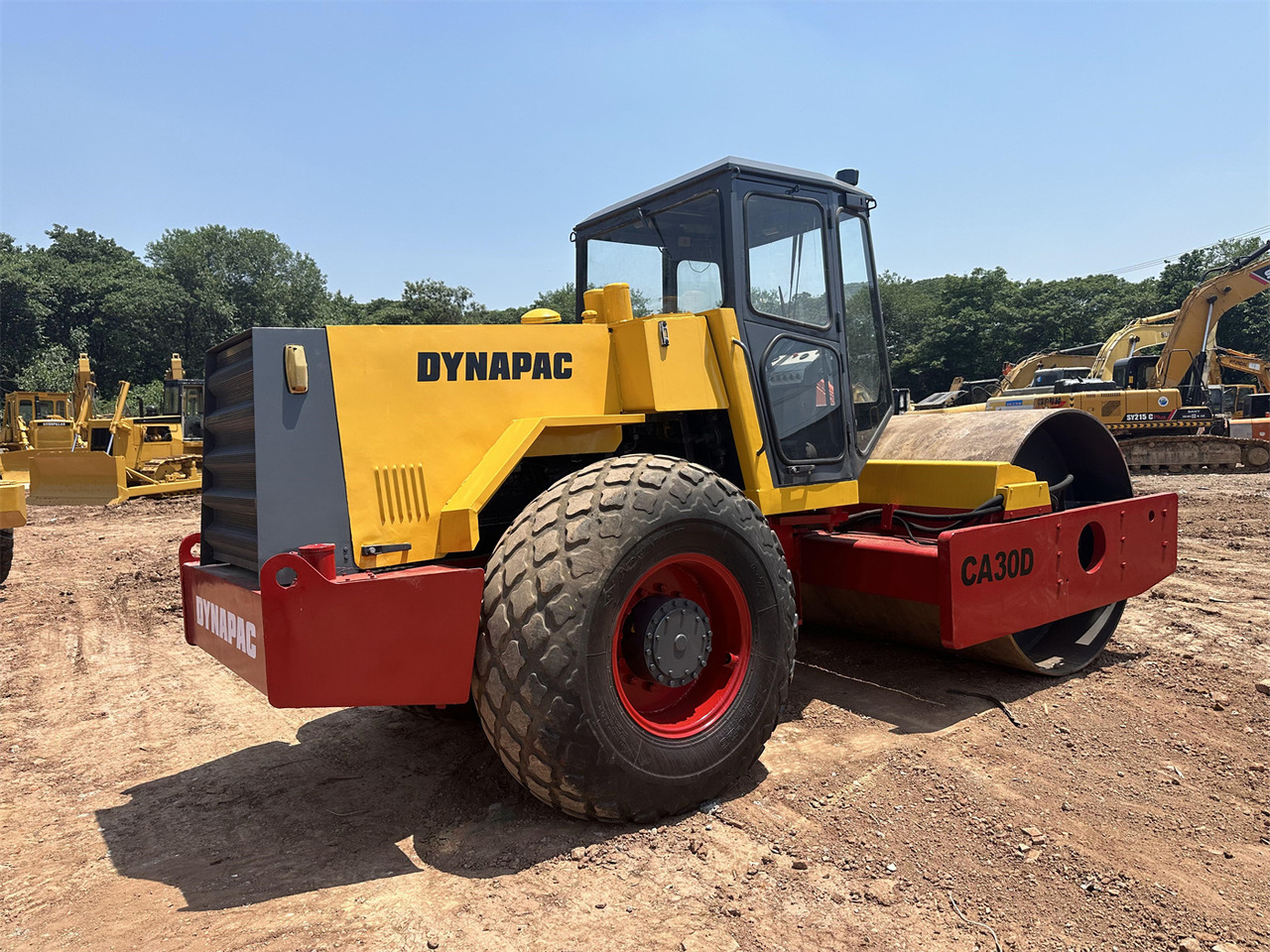 DYNAPAC CA30D - Каток: фото 4 DYNAPAC CA30D - Каток: фото 4