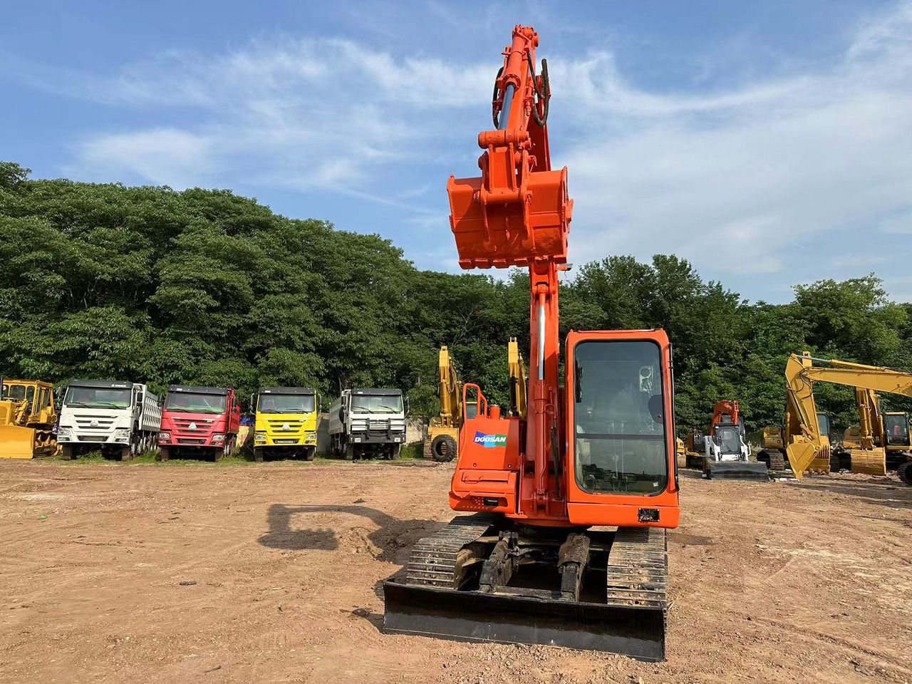 Doosan DH80 - Гусеничный экскаватор: фото 4 Doosan DH80 - Гусеничный экскаватор: фото 4