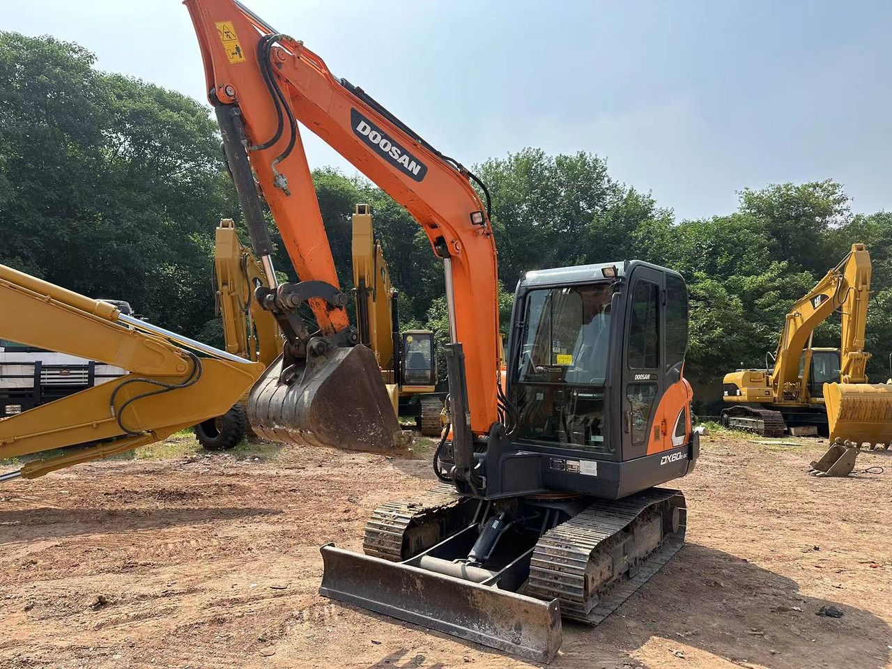 Doosan DX60 - Мини-экскаватор: фото 3 Doosan DX60 - Мини-экскаватор: фото 3