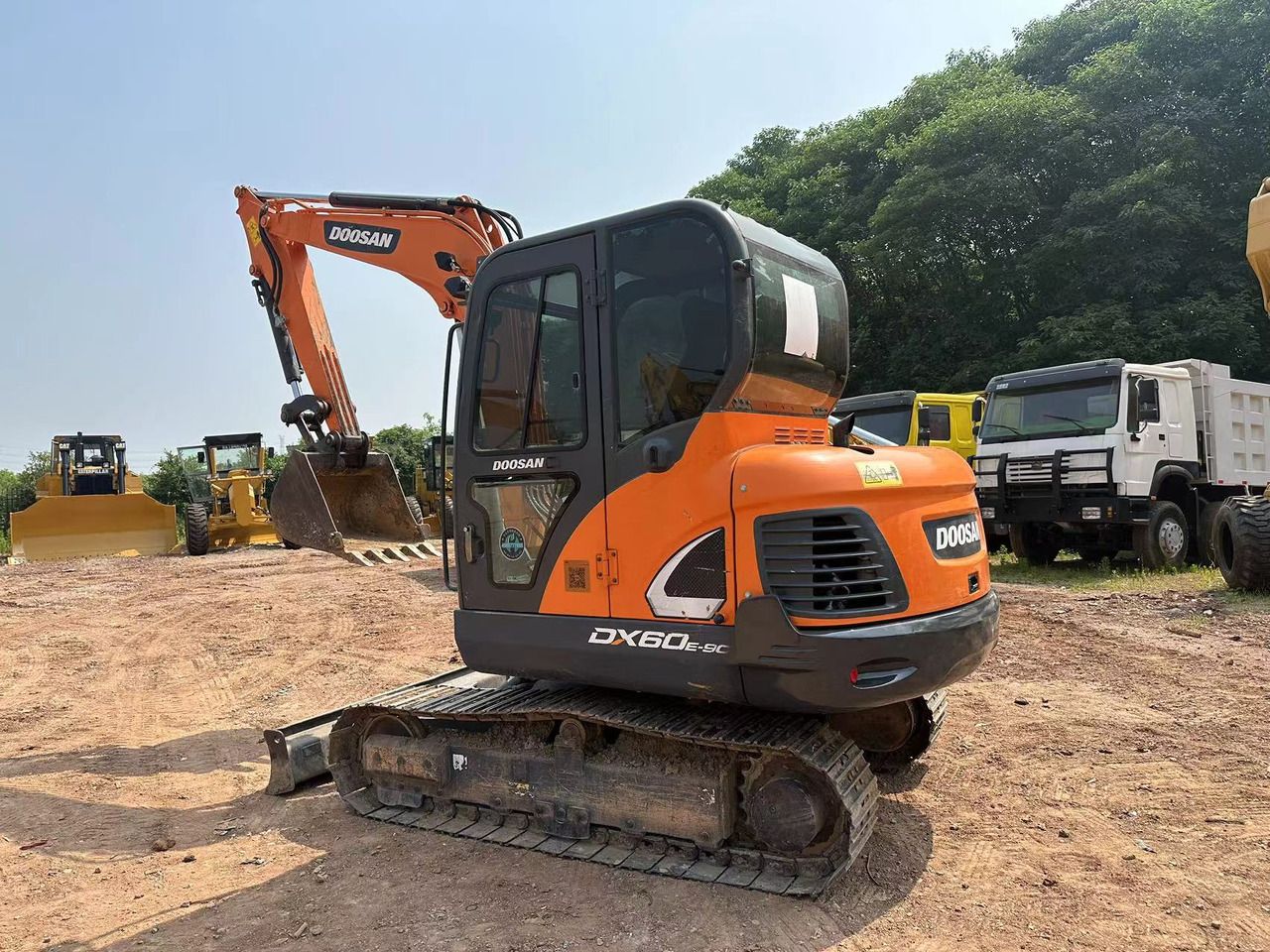 Doosan DX60 - Мини-экскаватор: фото 2 Doosan DX60 - Мини-экскаватор: фото 2