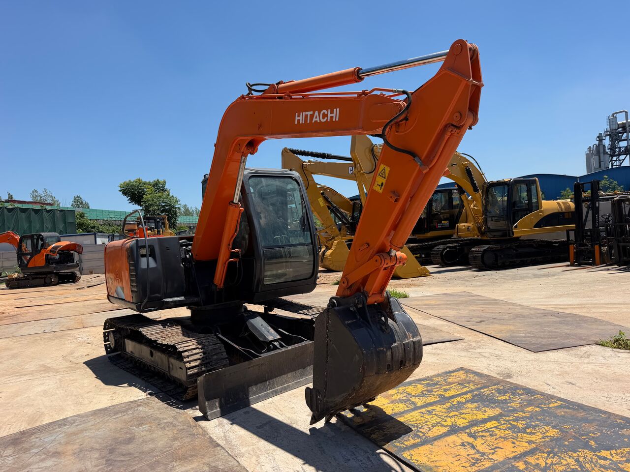 HITACHI ZX70 - Мини-экскаватор: фото 5 HITACHI ZX70 - Мини-экскаватор: фото 5